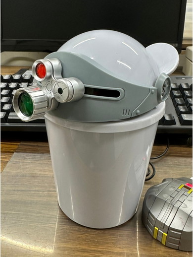 スコープドッグと合体したゴミ箱