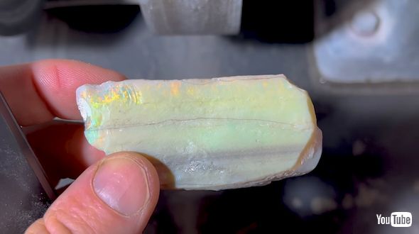 オパールの研磨