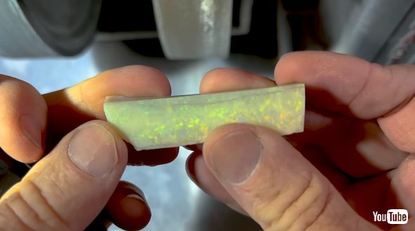 オパールの研磨