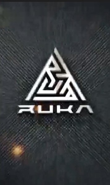 名前のアルファベットがパズルのよう