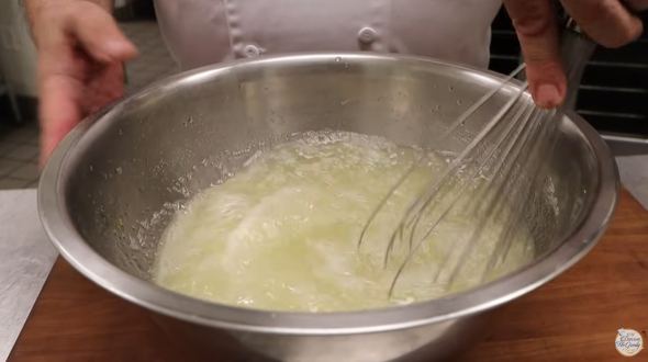 英王室御用達「レモンリフレッシャー」の作り方