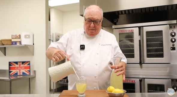英王室御用達「レモンリフレッシャー」の作り方