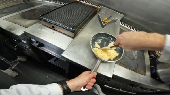 スクランブルエッグ