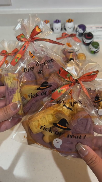 ハロウィーンカラーのクッキーの作り方