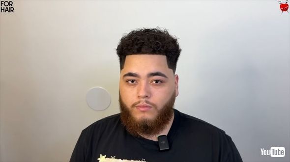 髪とひげがめっちゃ伸びた人のカット