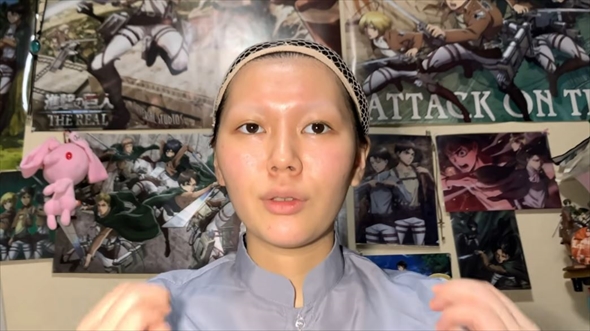 『進撃の巨人』リヴァイ兵長のコスプレメイク