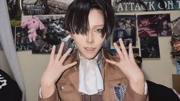 『進撃の巨人』リヴァイ兵長のコスプレメイク