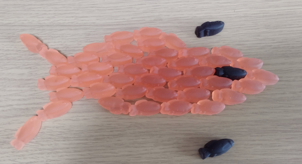 グミ3袋で作ったスイミー