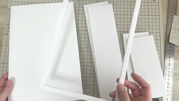 100均の材料で作れるディスプレイケース