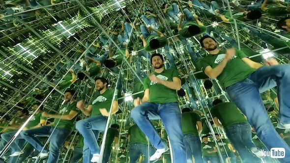 全面鏡の部屋を作ってみる