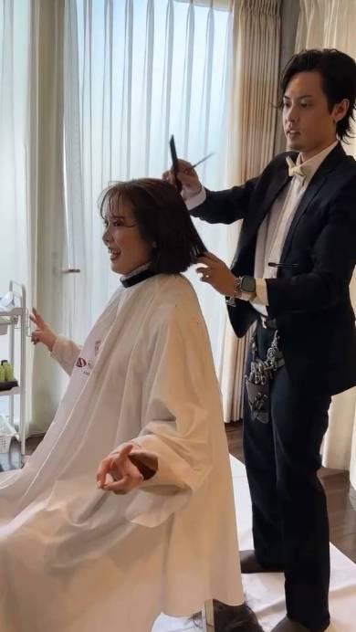 お色直しでヘアカット