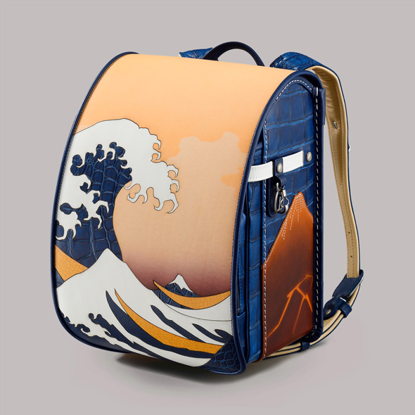 Japan Leather Award 2024 アーティスティックデザイン賞 赤色小札黄銅鋲背嚢具足 甲冑 ランドセル