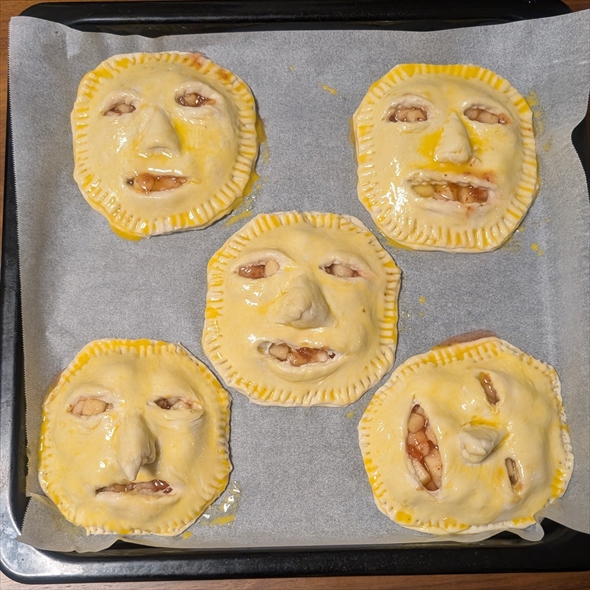 ハロウィンのアップルパイが怖い