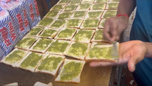 インドのサンドイッチの作り方がすごい