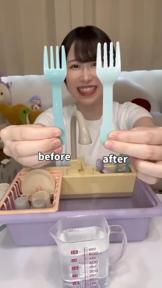 お湯で色が変わった食器