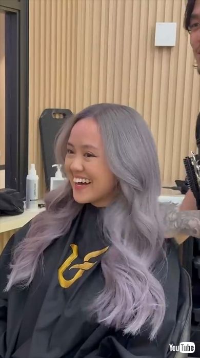 黒髪ロングの女性がガラリイメチェン