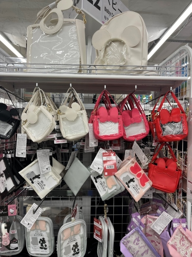 ダイソーで発売中のディズニーの推し活グッズ