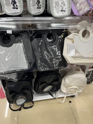 ダイソーで発売中のディズニーの推し活グッズ