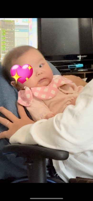 赤ちゃんの表情の変化