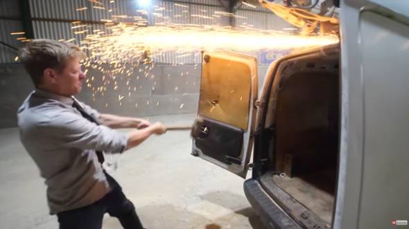 マッドマックス棒飛び隊の車を自作