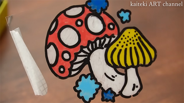 キノコのプラバン焼く前