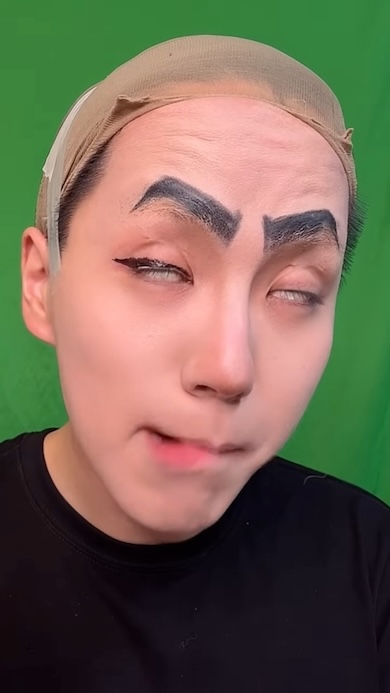 クレヨンしんちゃんのあのキャラに変身