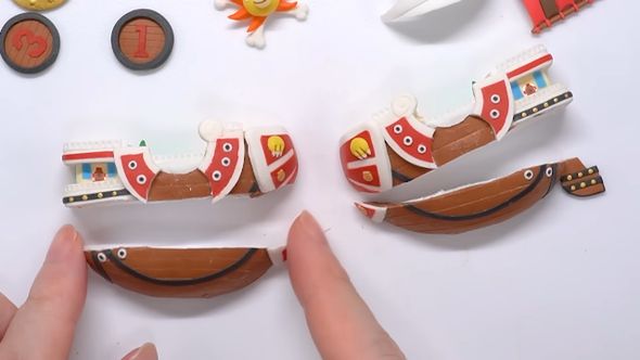 ボトルシップを作るためにサウザンド・サニー号の船体をカット