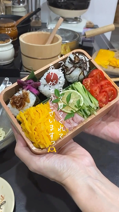 今年最後の冷やし中華弁当