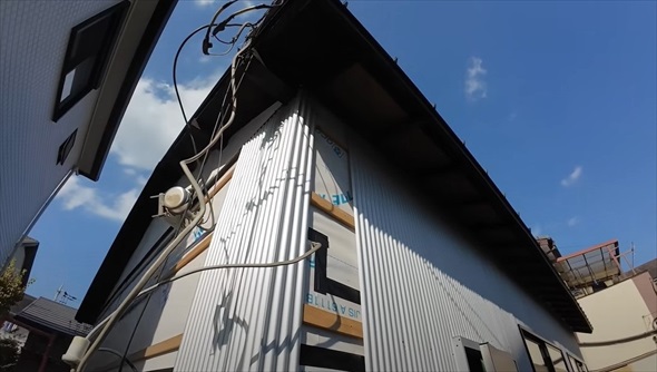 やべぇ家のリノベ