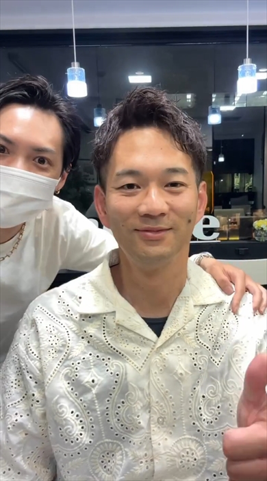 天然パーマの45歳パパが美容院で大変身