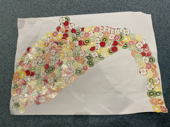 2歳の女の子が作った作品のバナナ