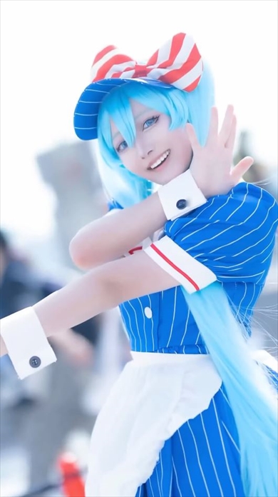 すっぴんからメズマライザーの初音ミクに大変身
