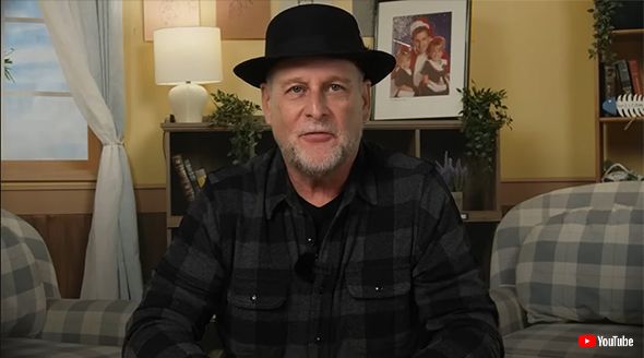 ジョン・ステイモス公式Instagramから