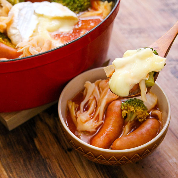 カマンベールトマト鍋