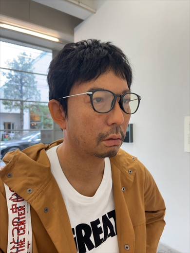 リアルな中年男性の立体作品