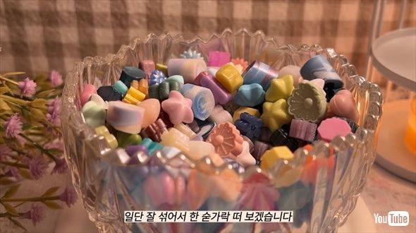 シーリングワックスをランダムに選んで混ぜる