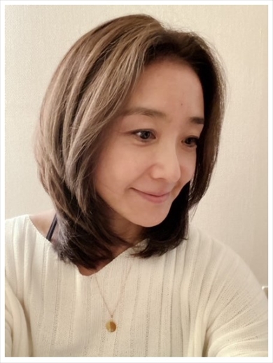 揚げ物中の事故で顔と腕に大やけどを負った高橋里華