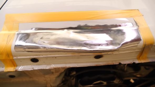 塗装を剥がして露出したステップ部分の下地