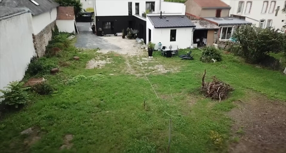 ガーデンプールの建設