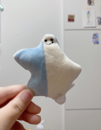 変なぬいぐるみ