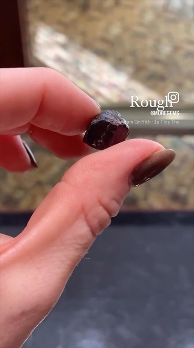 ちっぽけな石を磨いたら……キラッキラのジルコンに！