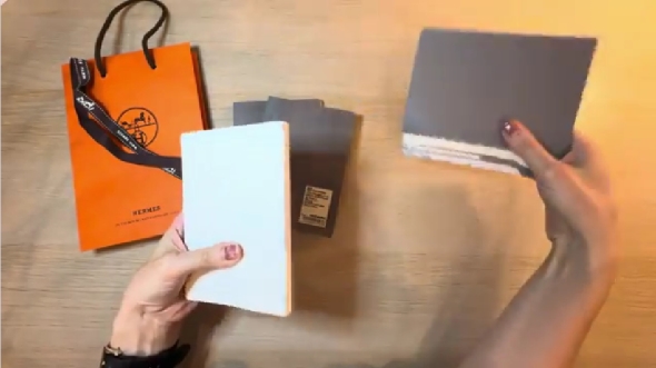 エルメスの紙袋でノート作り