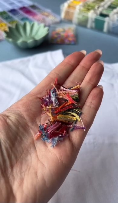 余った糸くずを使用