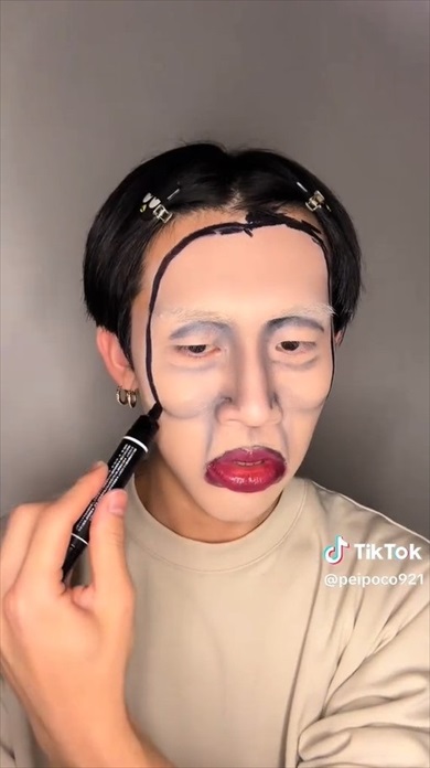 「こびとづかん」の再現メイク