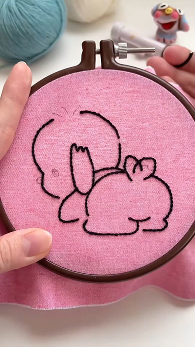 パンチニードルでポチャッコ