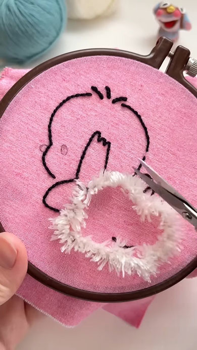 パンチニードルでポチャッコ