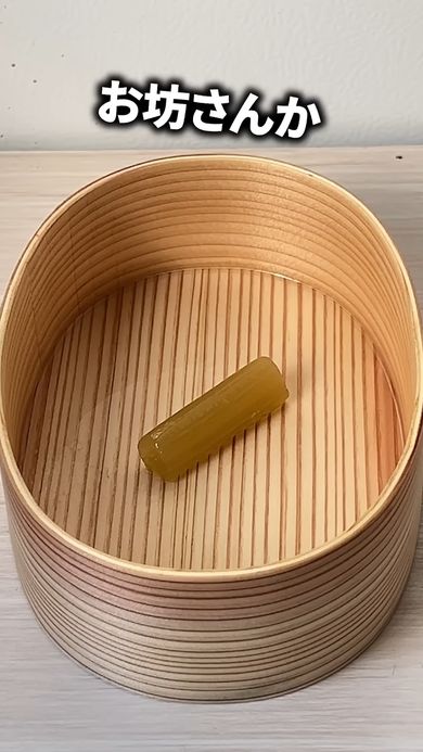 「おべんとうばこのうた」ネタ再現でフキだけ入れた弁当