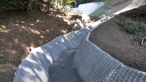 災害を防ぐ流路を作る動画