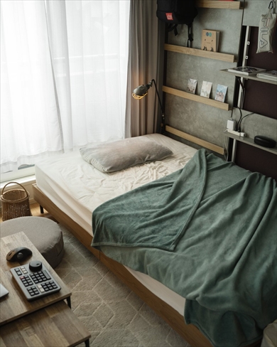 LOWYAの「一人暮らし・フォトグラファーの部屋」コーディネート