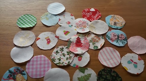 余ったハギレでクリスマスアイテム